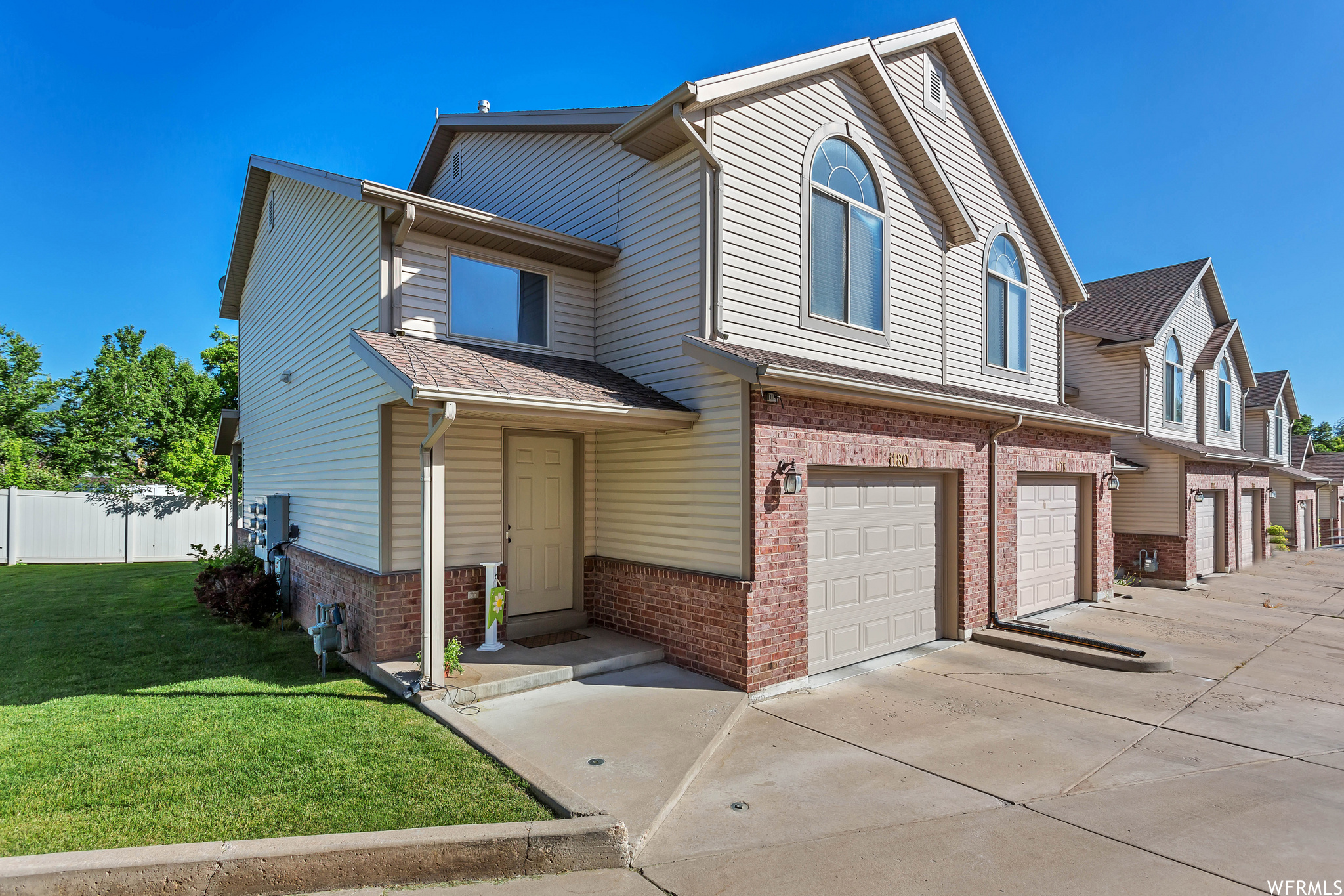 1180 Holmes Creek Lane