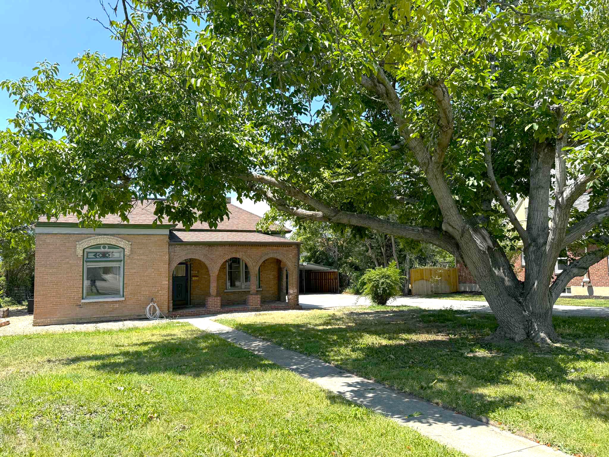 Property thumbnail image